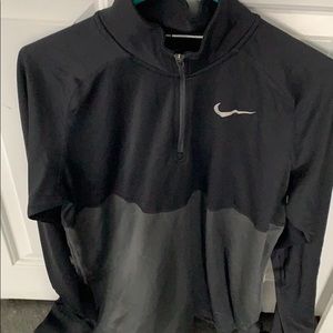 Nike Dri Fit 1/2 zip pullover
